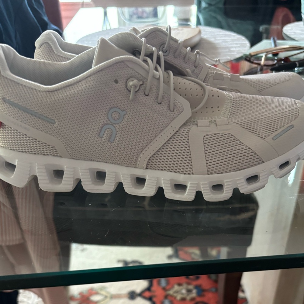 Women’s Oncloud 5